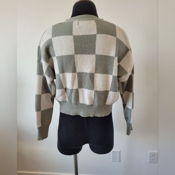 Jessica Simpson Checkered Cardigan Sage Green White Soft Cropped Oversized XS - Picture 8 of 9